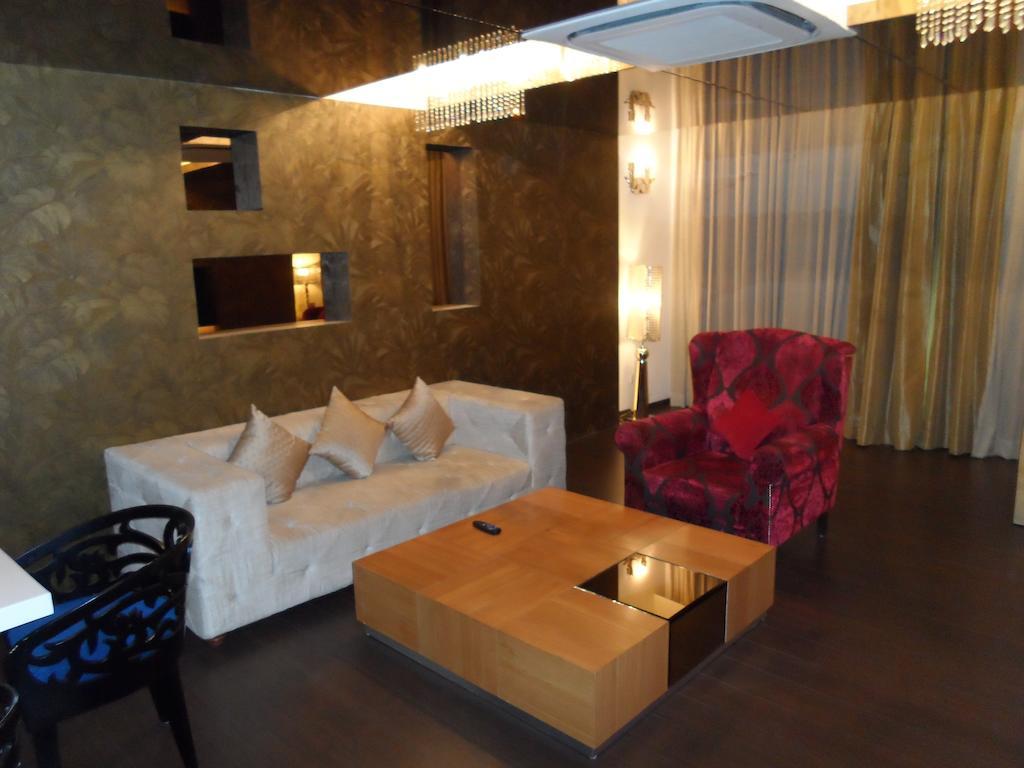 Bikanervala Boutique Haïdarabad Extérieur photo